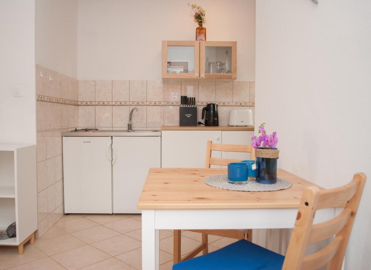 Apartments Dilk Vis Extérieur photo